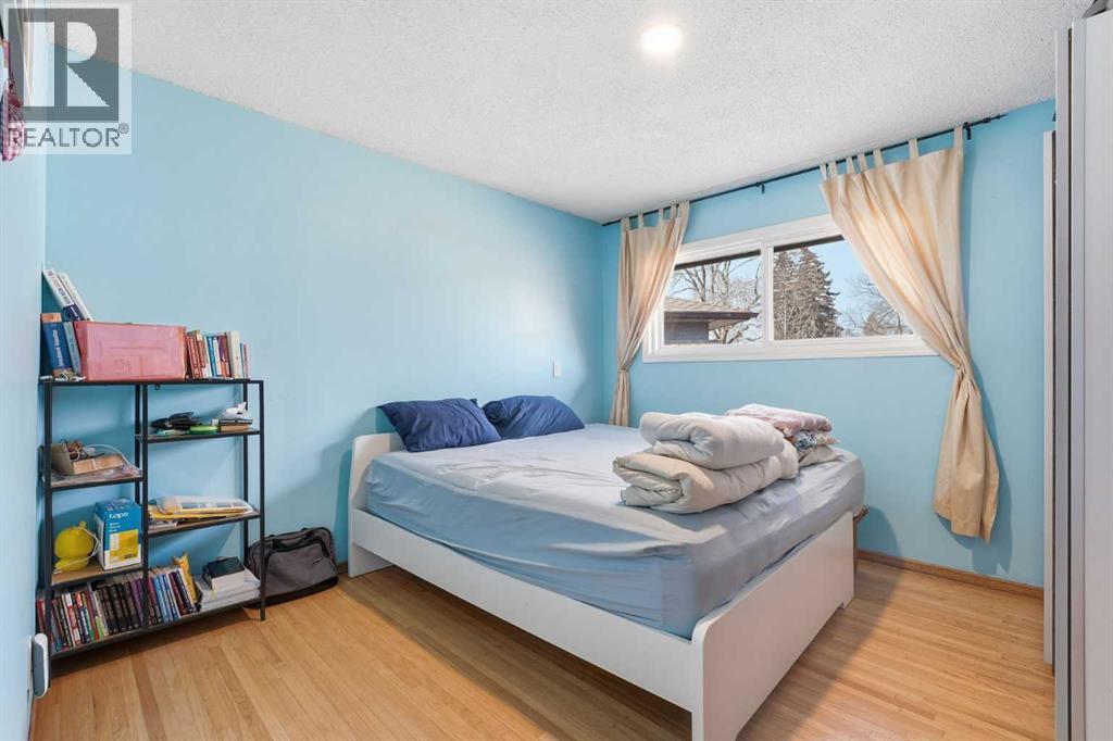 2018 Cottonwood Crescent SE, Calgary, Alberta