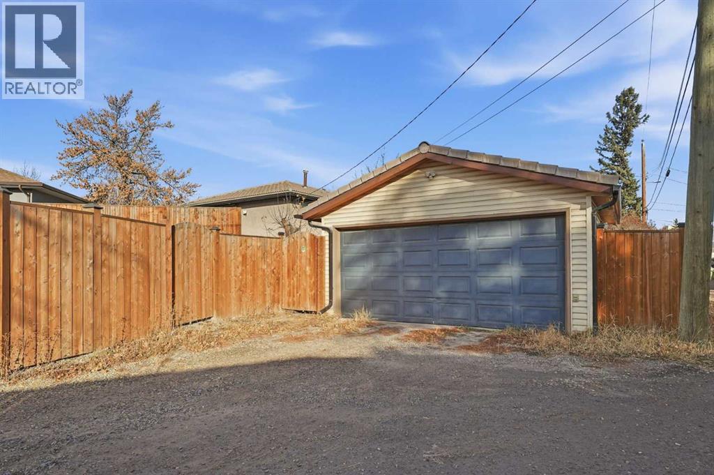 Single Family House Bungalow for Sale in  Cottonwood Crescent SE Southview Calgary 