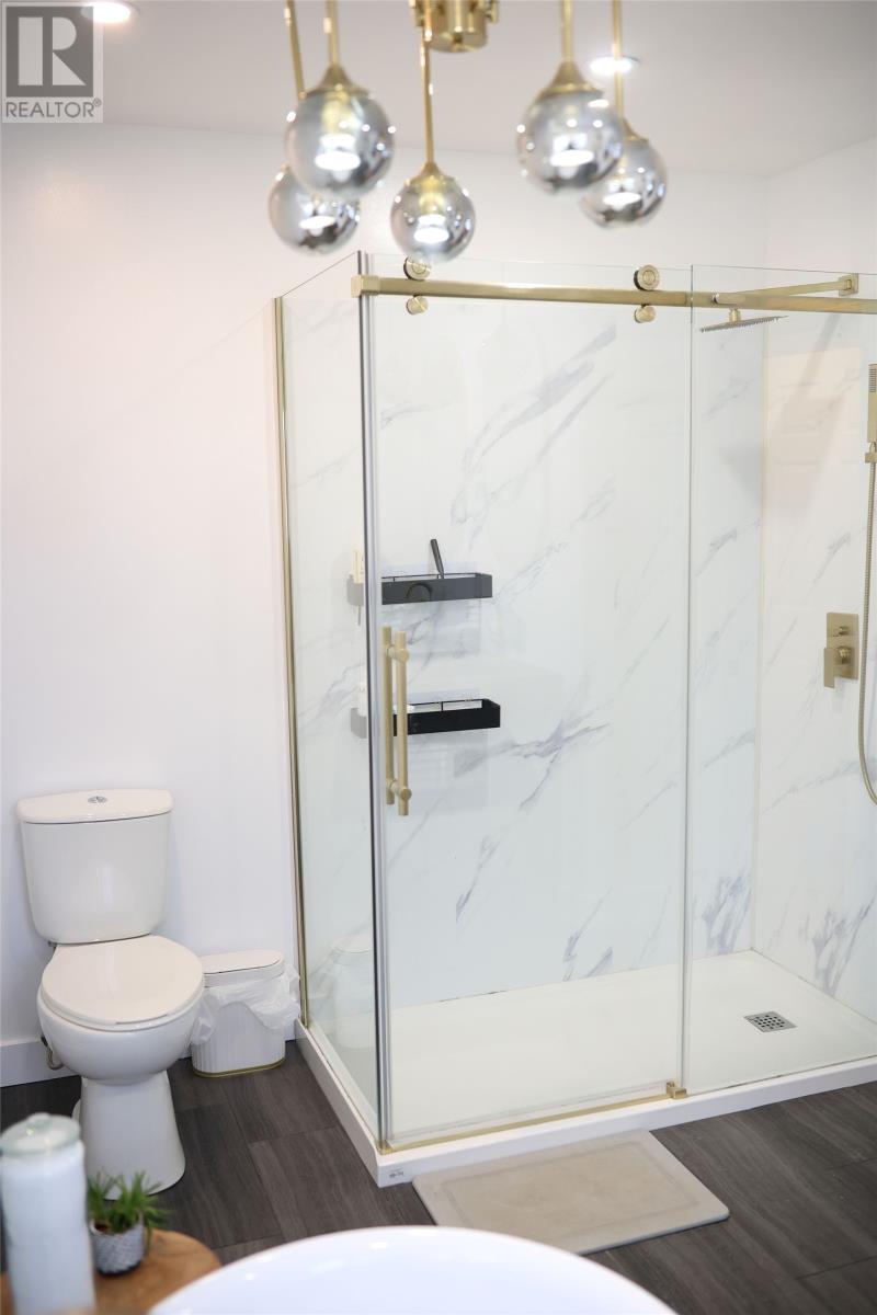 41 Lake Crescent - 25