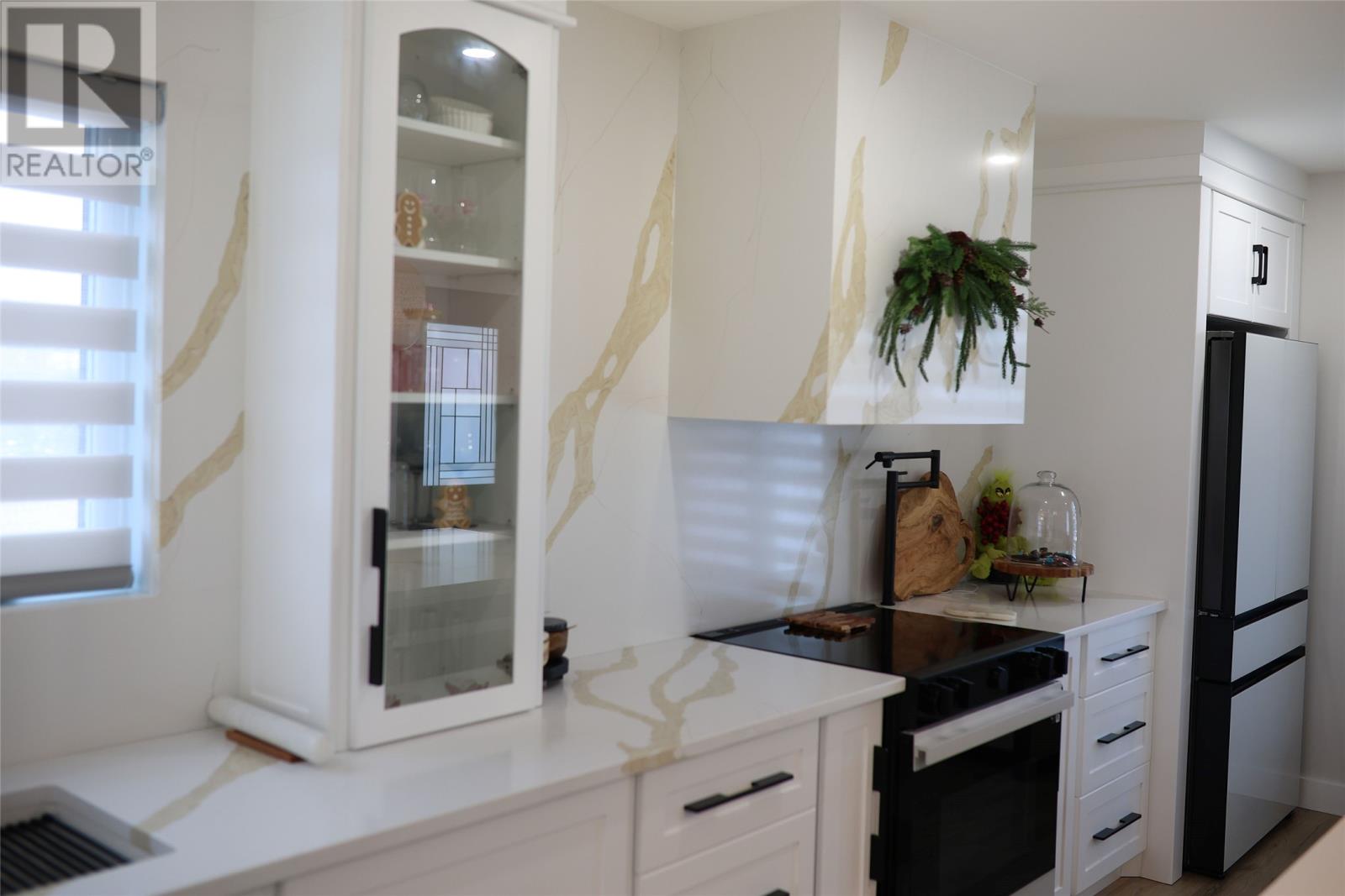 41 Lake Crescent - 8