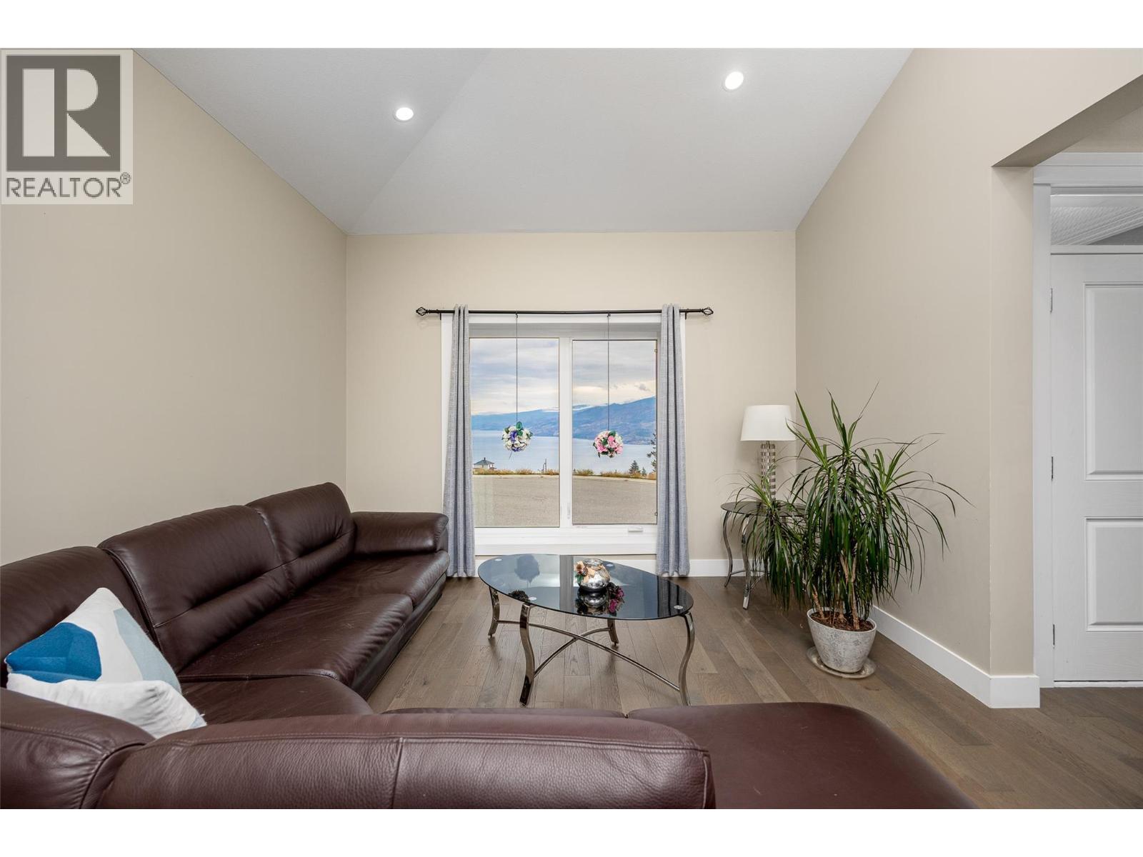  6018 Fulks Road, Peachland