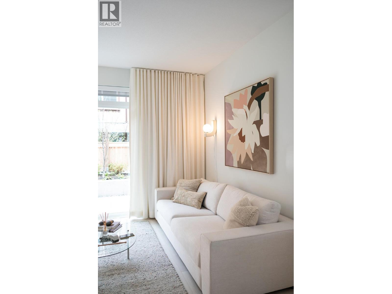 125 2045 HERITAGE PARK LANE, North Vancouver