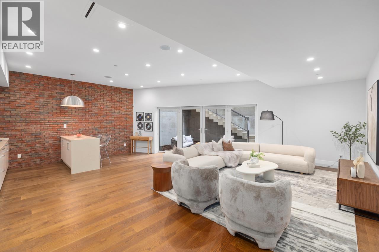 4291 W 29TH AVENUE, Vancouver