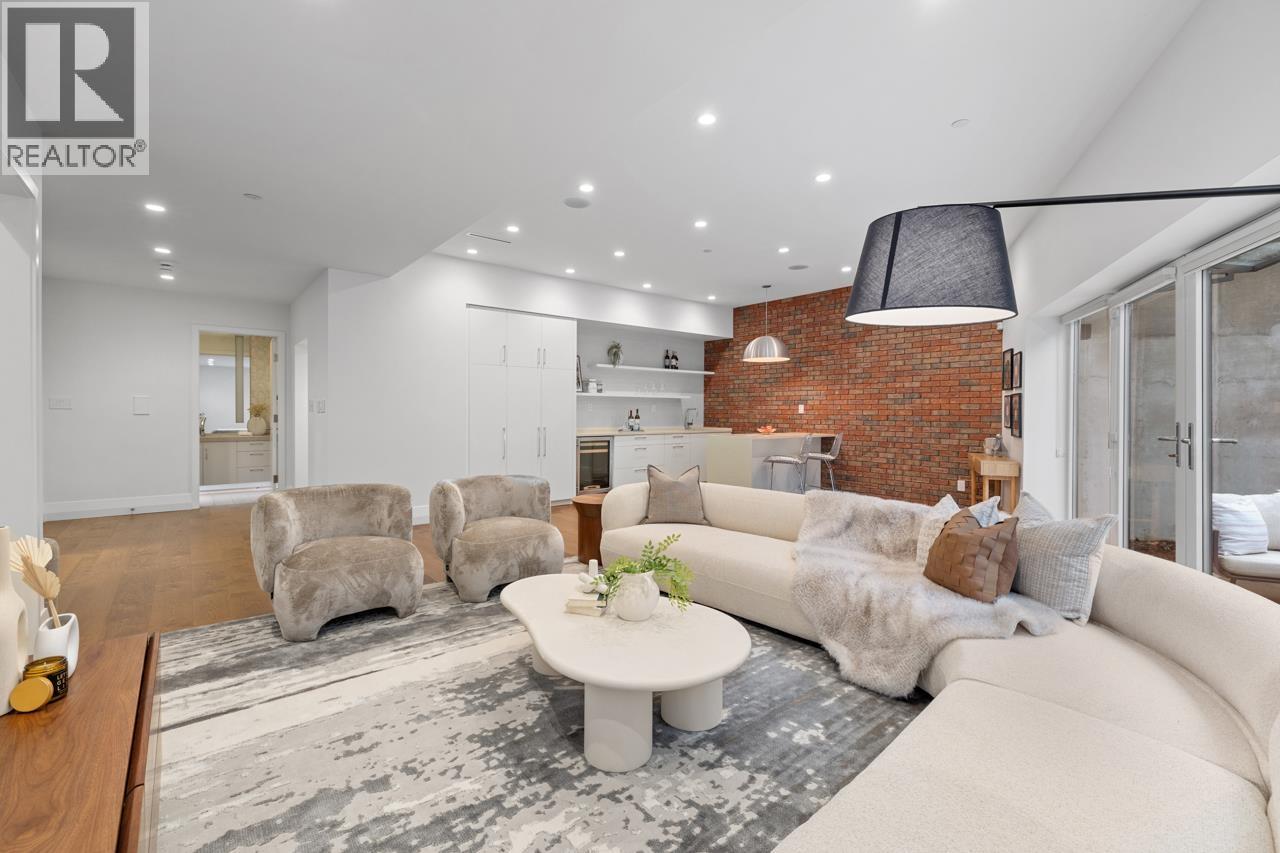 4291 W 29TH AVENUE, Vancouver