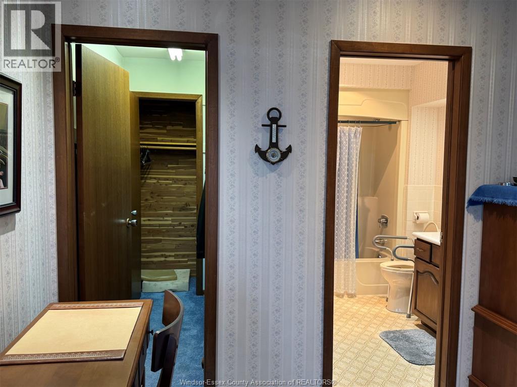1239 OXFORD & LOT 13 OXFORD AVENUE - 16