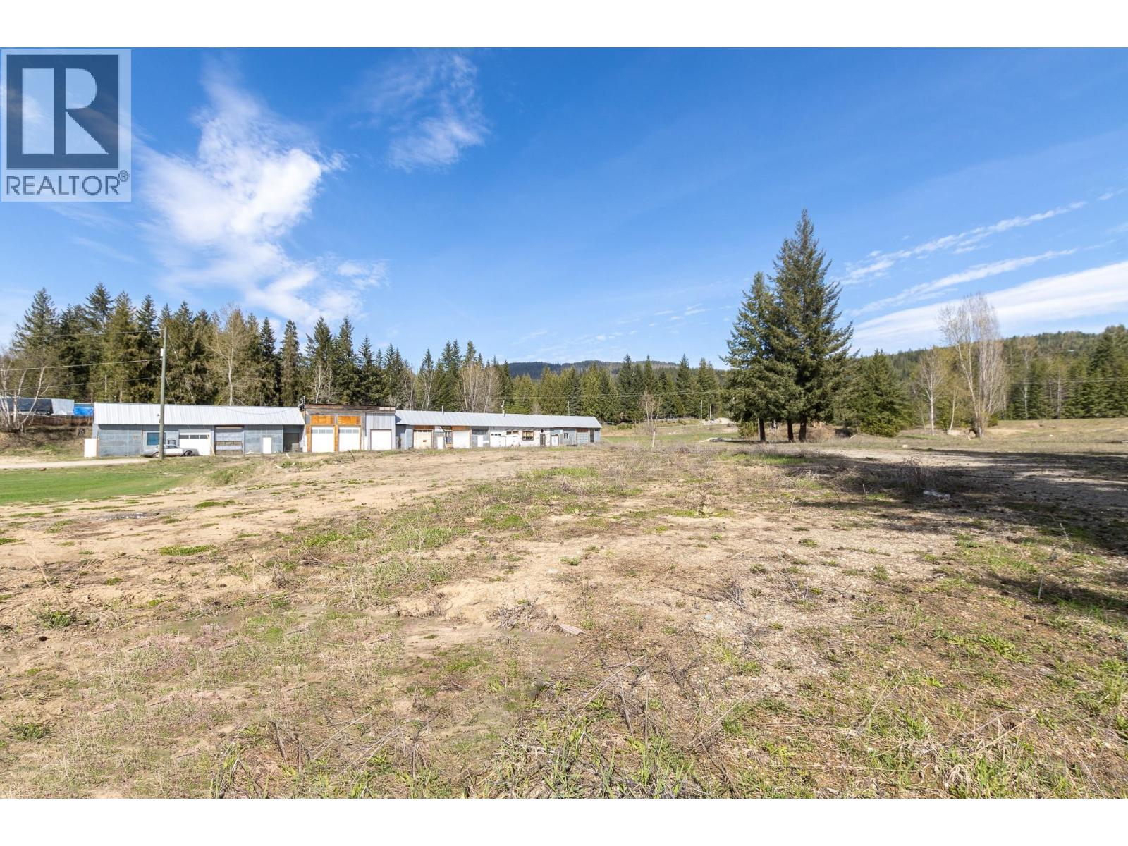  5755 Mellor Frontage Road, Salmon Arm
