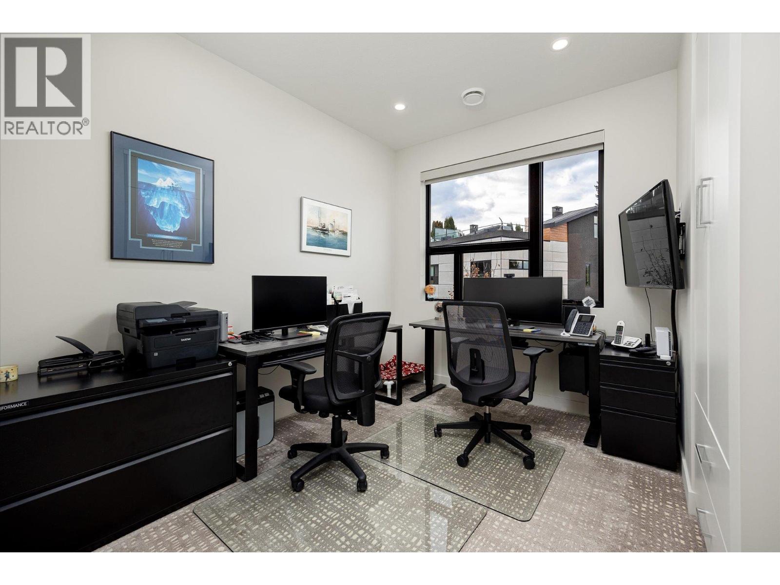 2 525 McClure Road, Kelowna