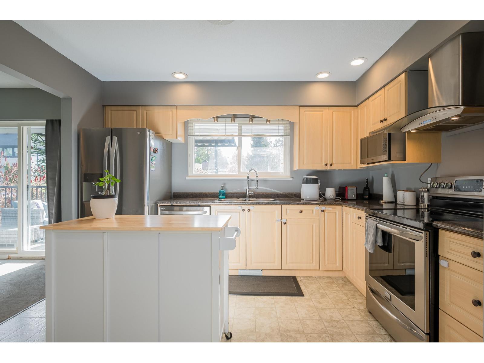 20844 45A AVENUE, Langley