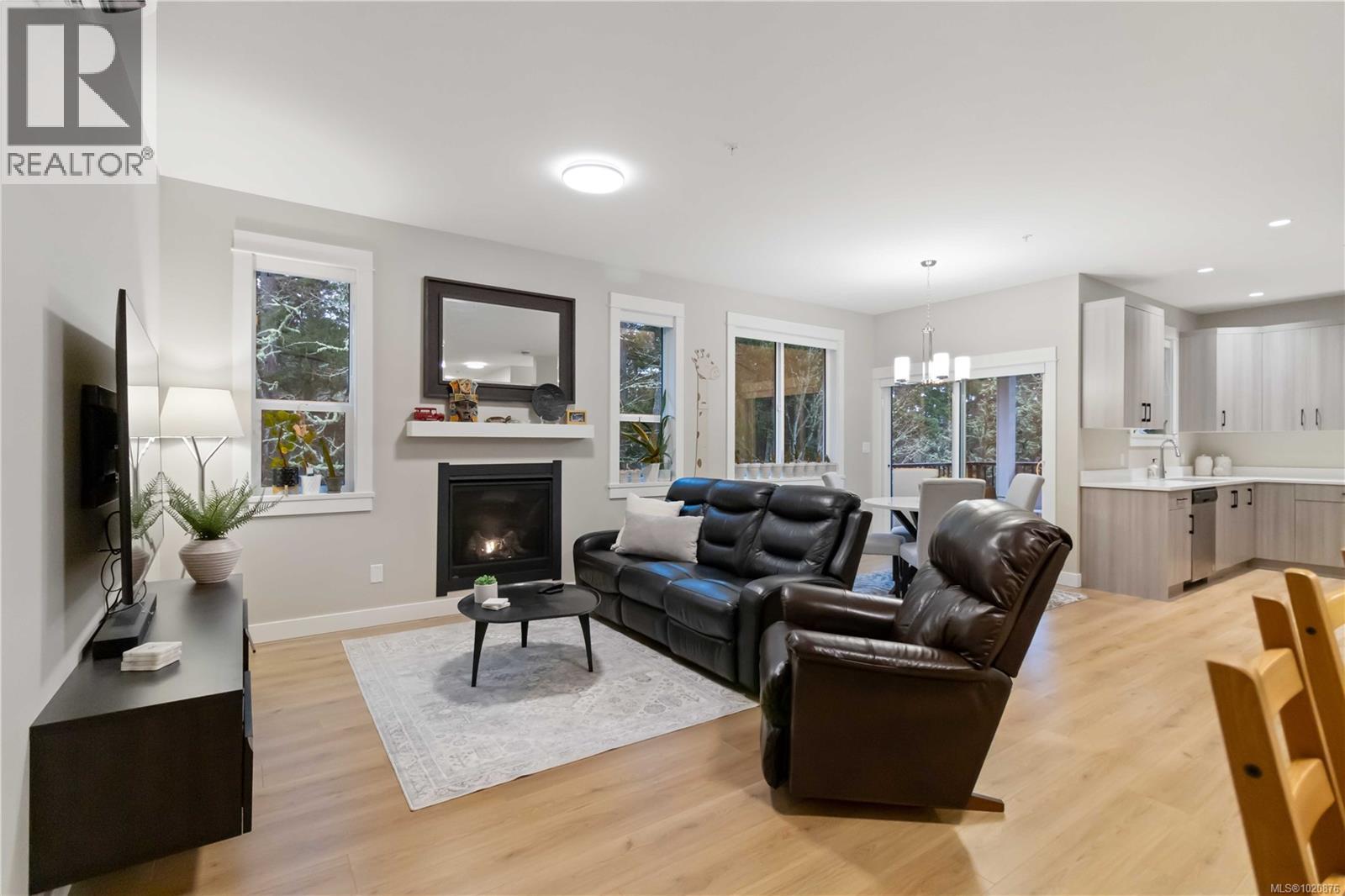  1943 West Park Lane, View Royal