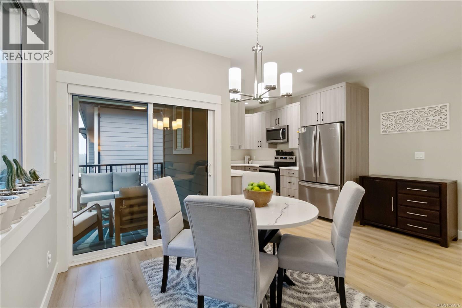  1943 West Park Lane, View Royal