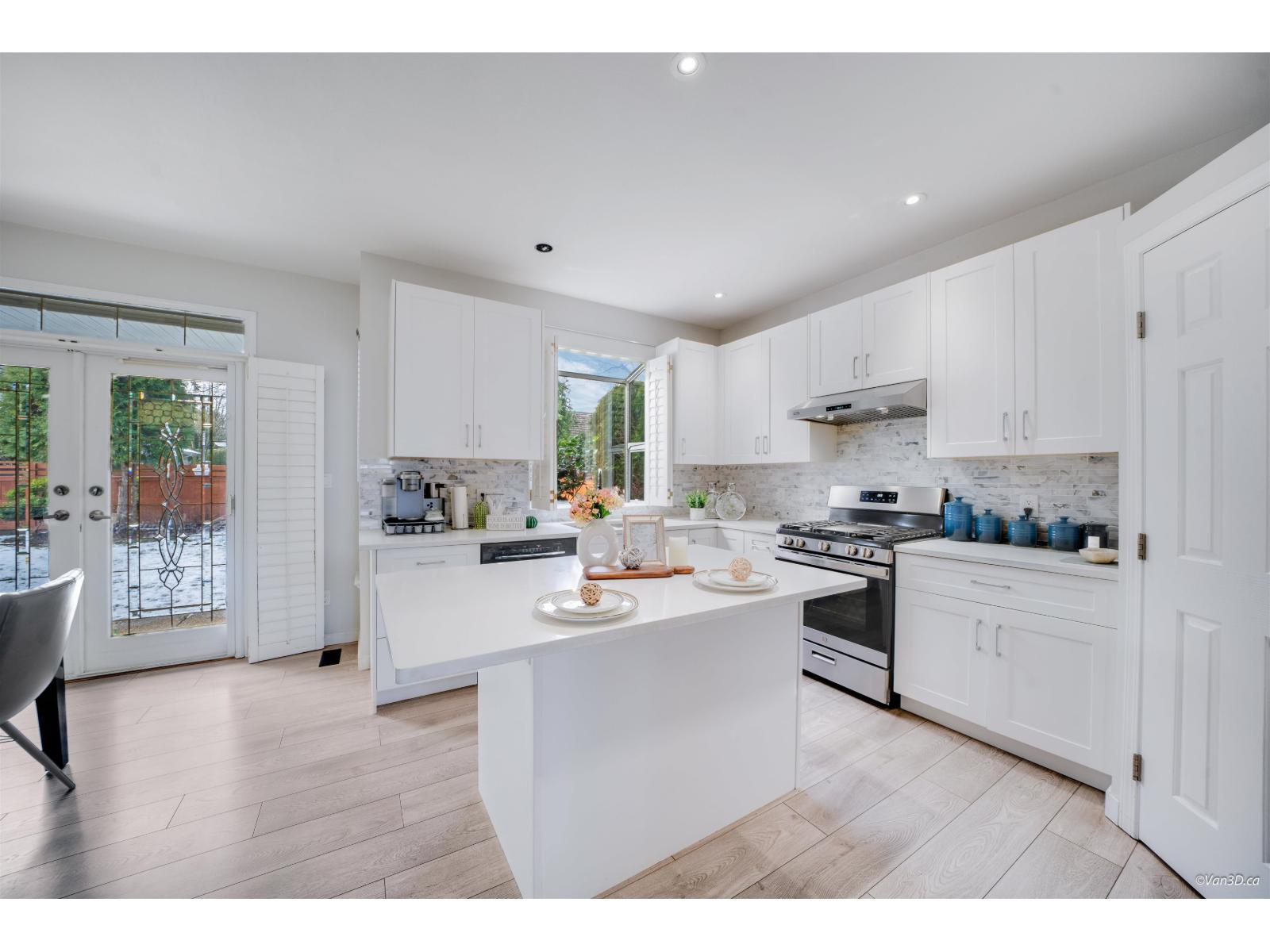 1911 140A STREET, Surrey