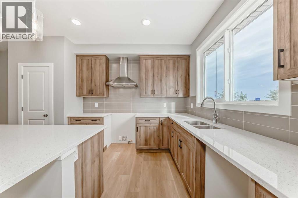 Single Family House for Sale in  Bartlett Crescent SE Rangeview Calgary 