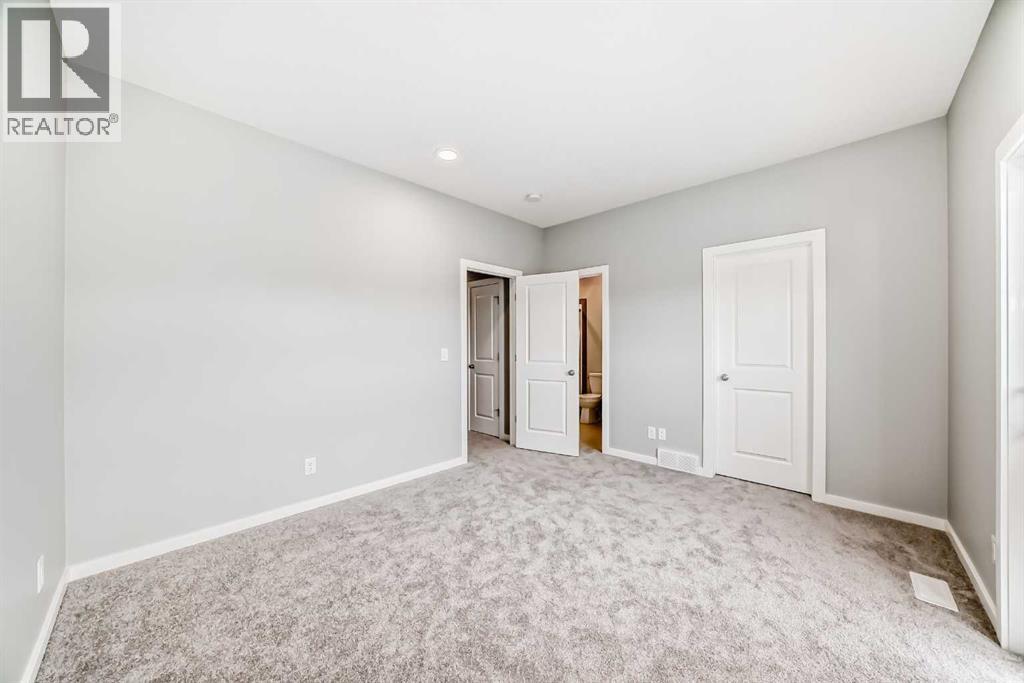 Single Family House for Sale in  Bartlett Crescent SE Rangeview Calgary 