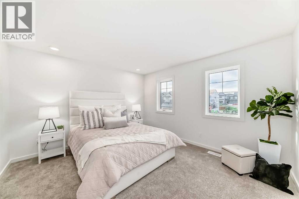 Single Family House for Sale in  Starling Place NW Moraine Calgary 