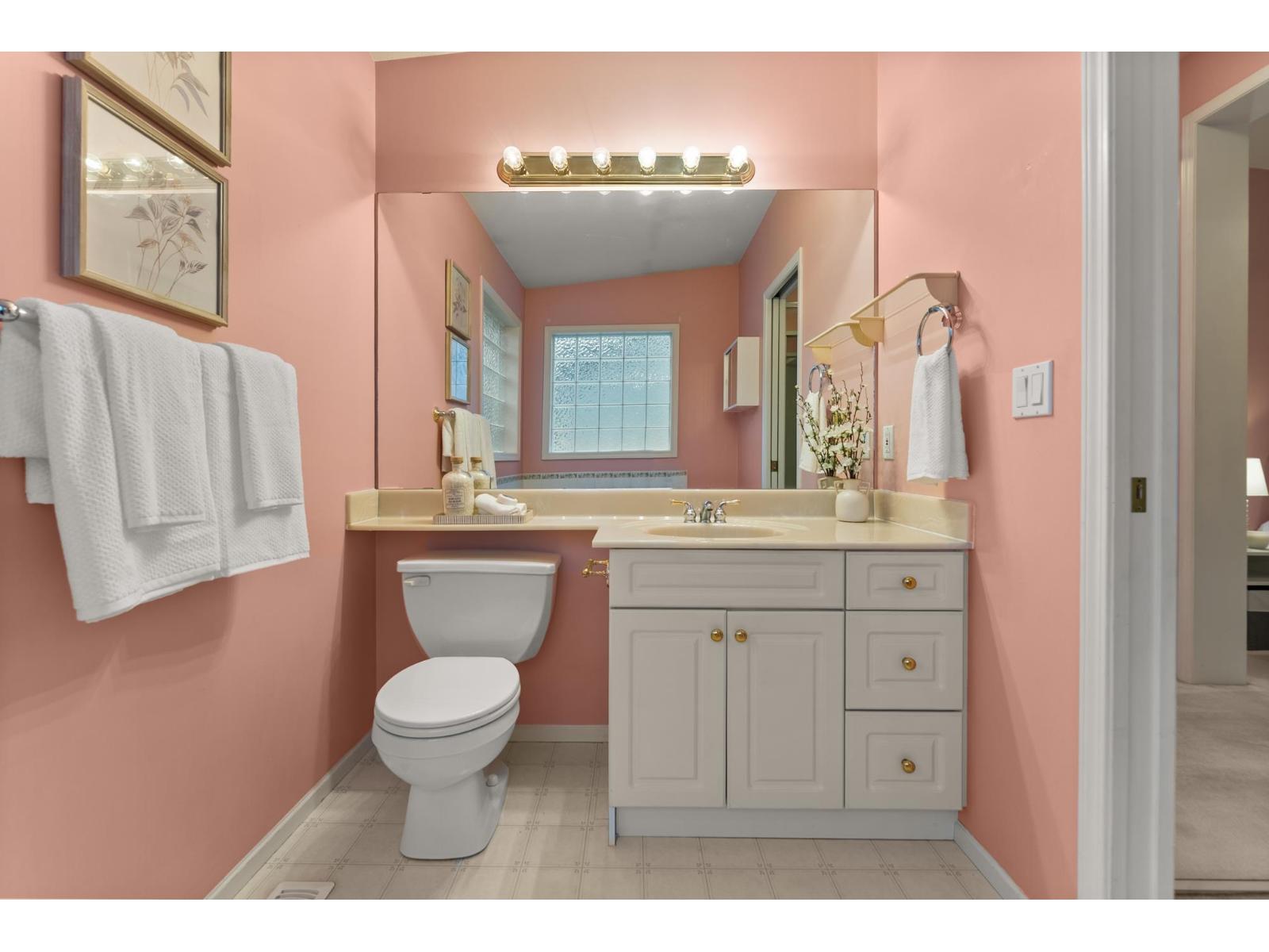 123 9080 198 STREET, Langley