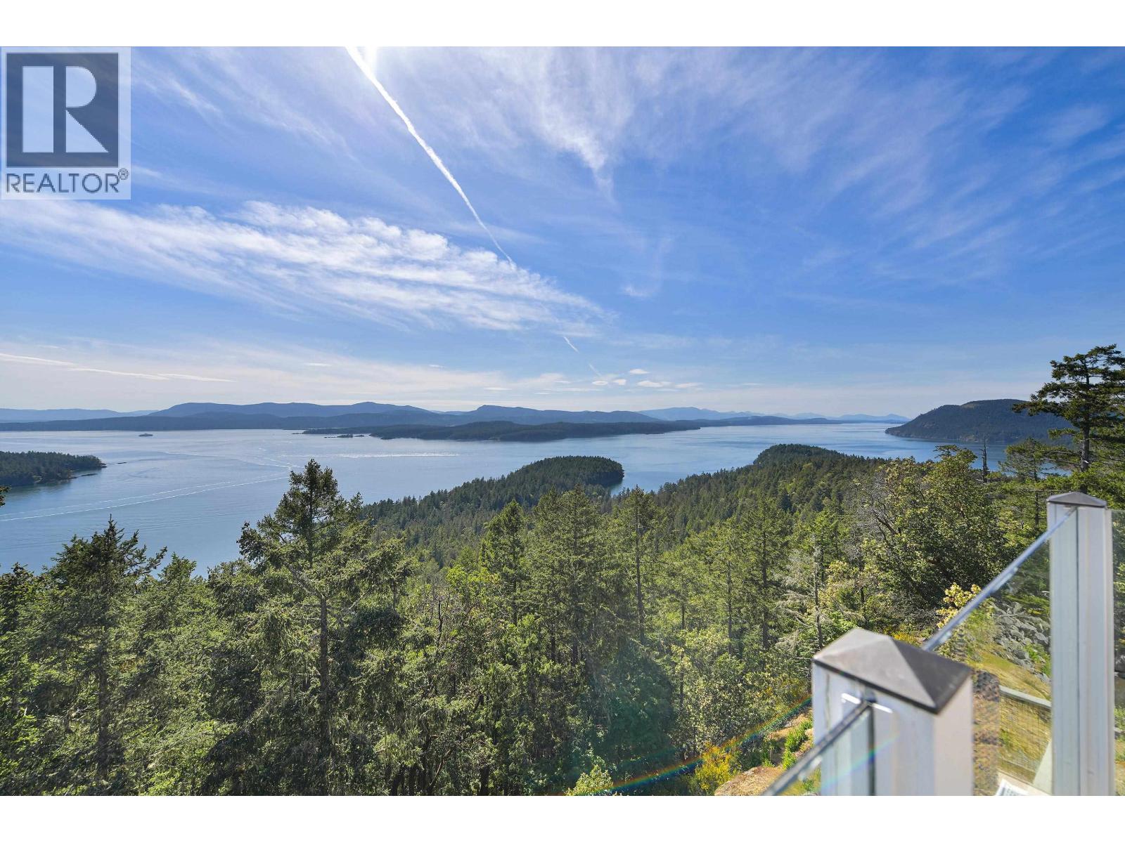 356 EAST WEST ROAD, Mayne Island