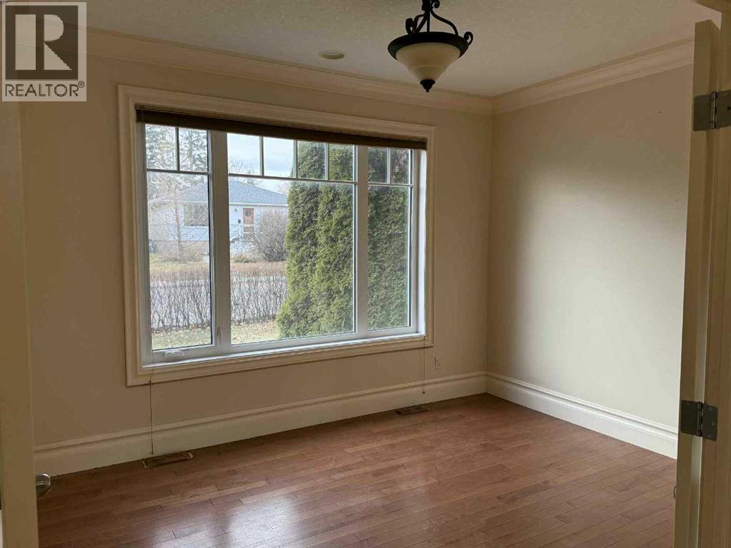 Single Family House for Sale in   Avenue SW Altadore Calgary 