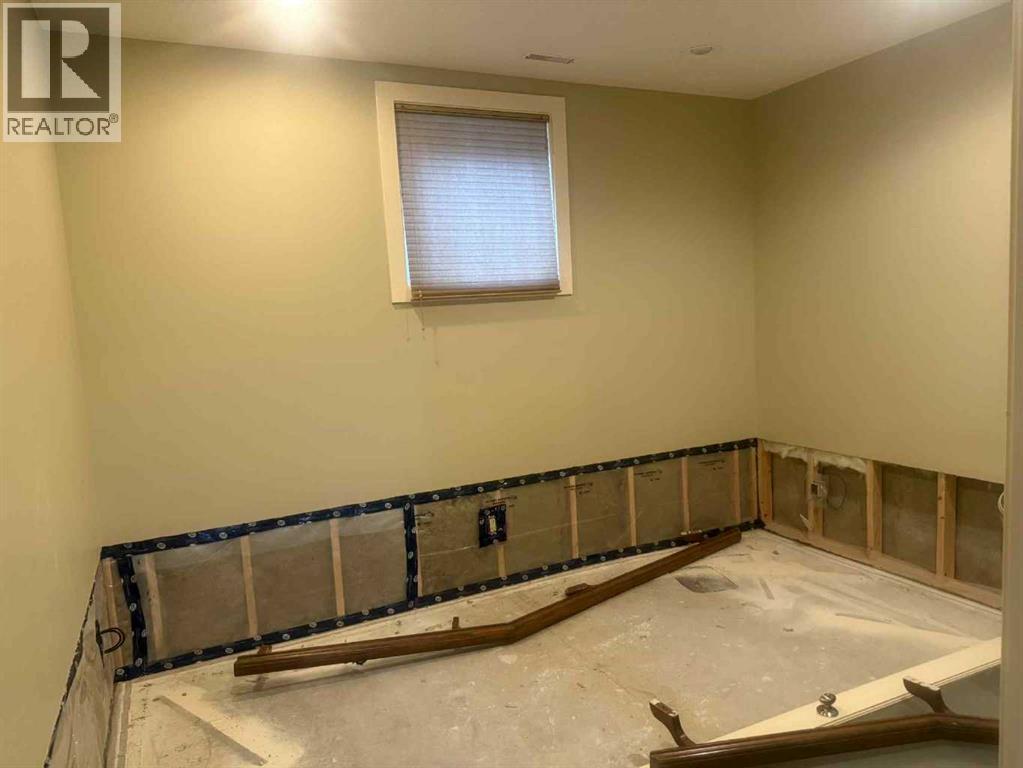 Single Family House for Sale in   Avenue SW Altadore Calgary 