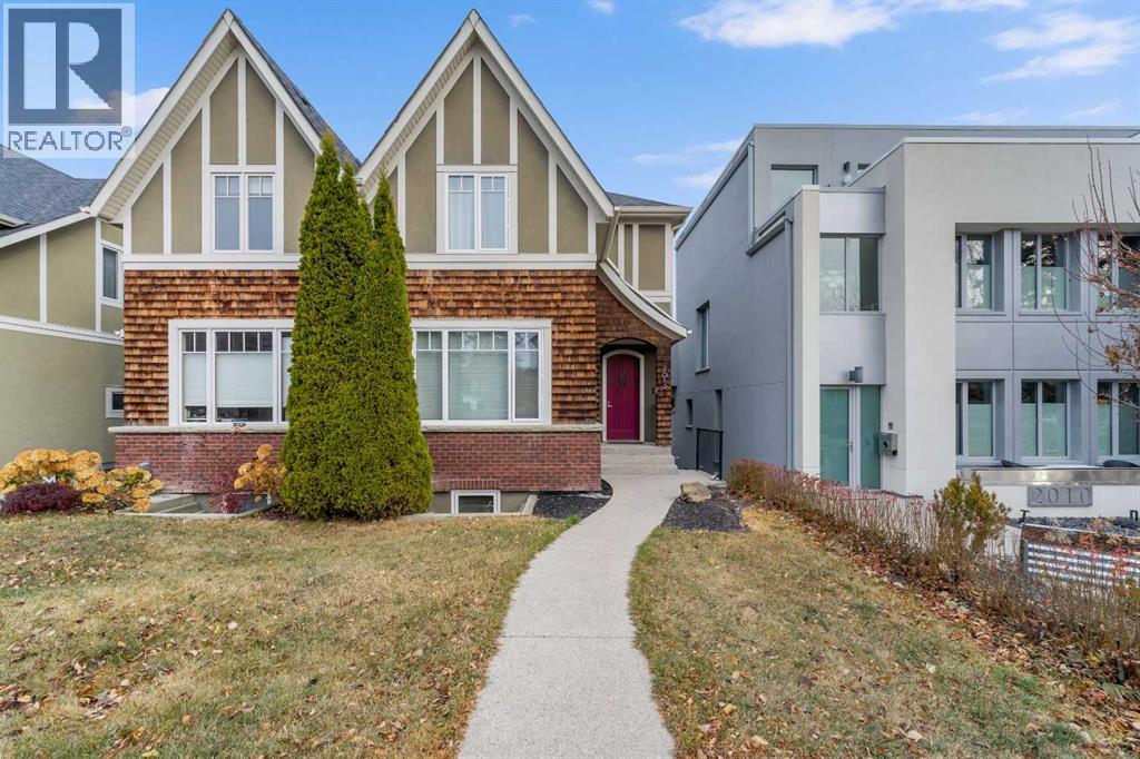 Single Family House for Sale in   Avenue SW Altadore Calgary 