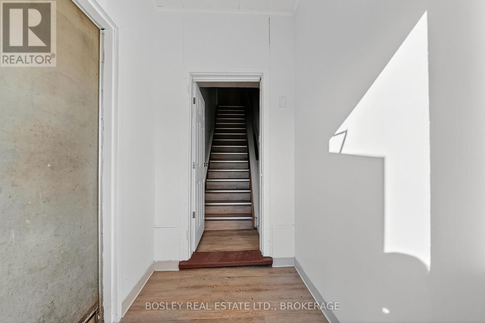 242 Mary Unit Unit 10 photo 3