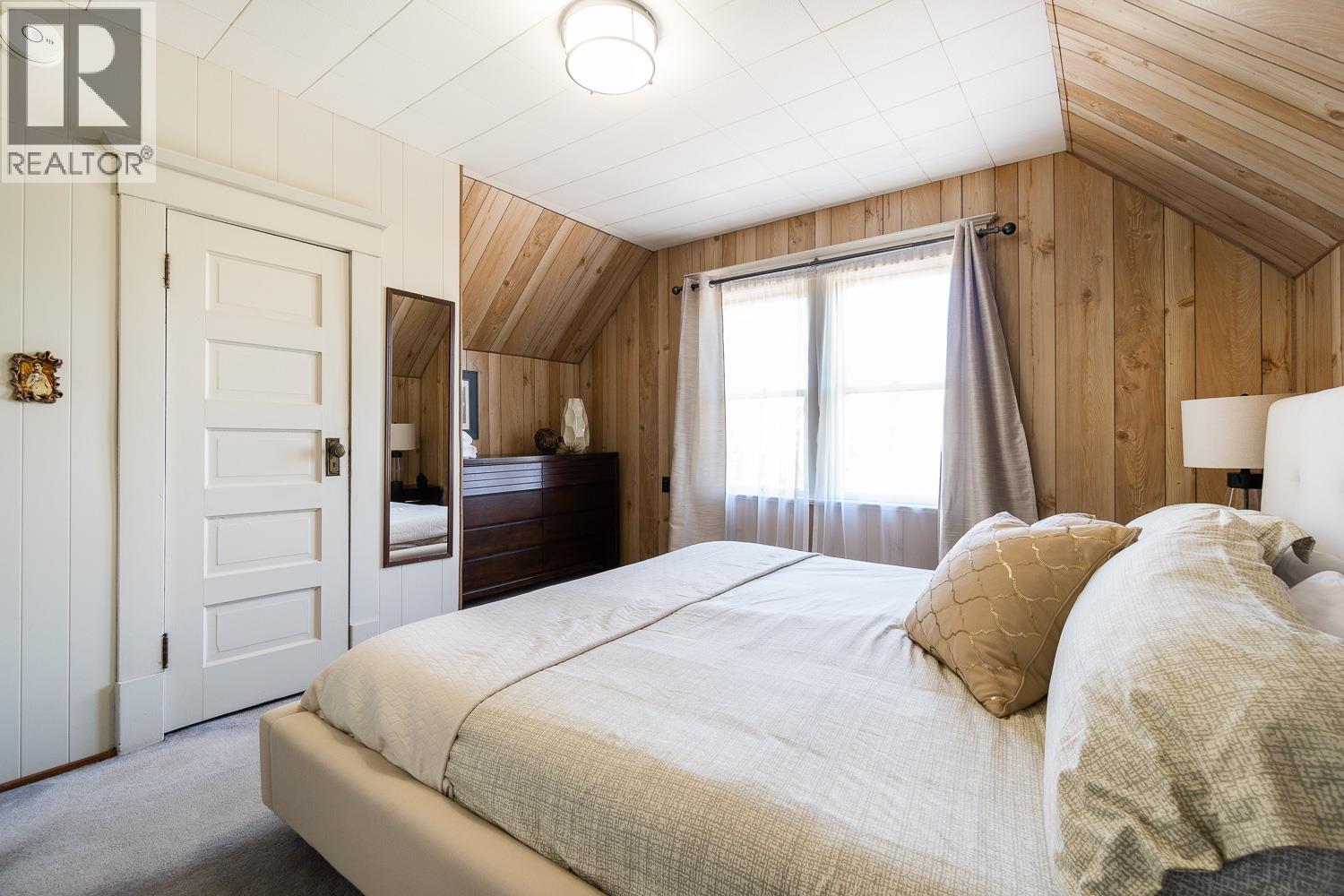 498 E 5TH AVENUE, Vancouver