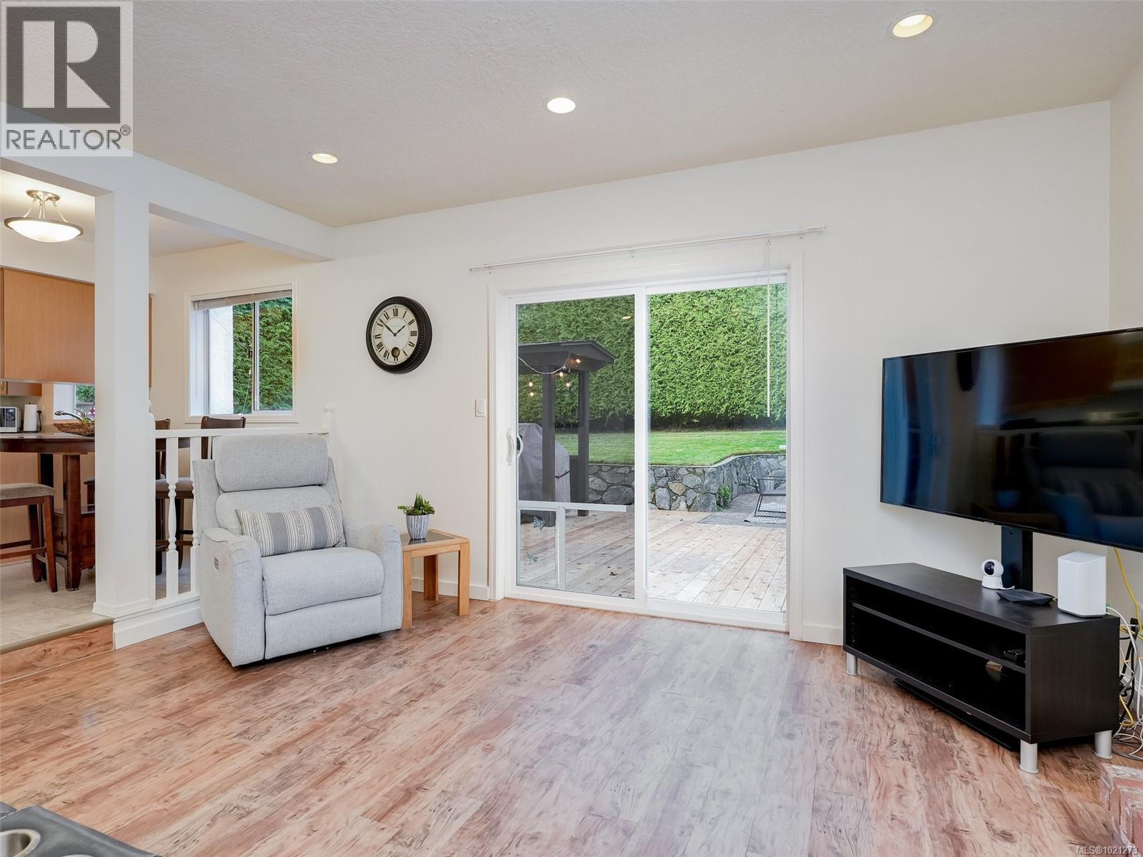  4179 Tuxedo Drive, Saanich