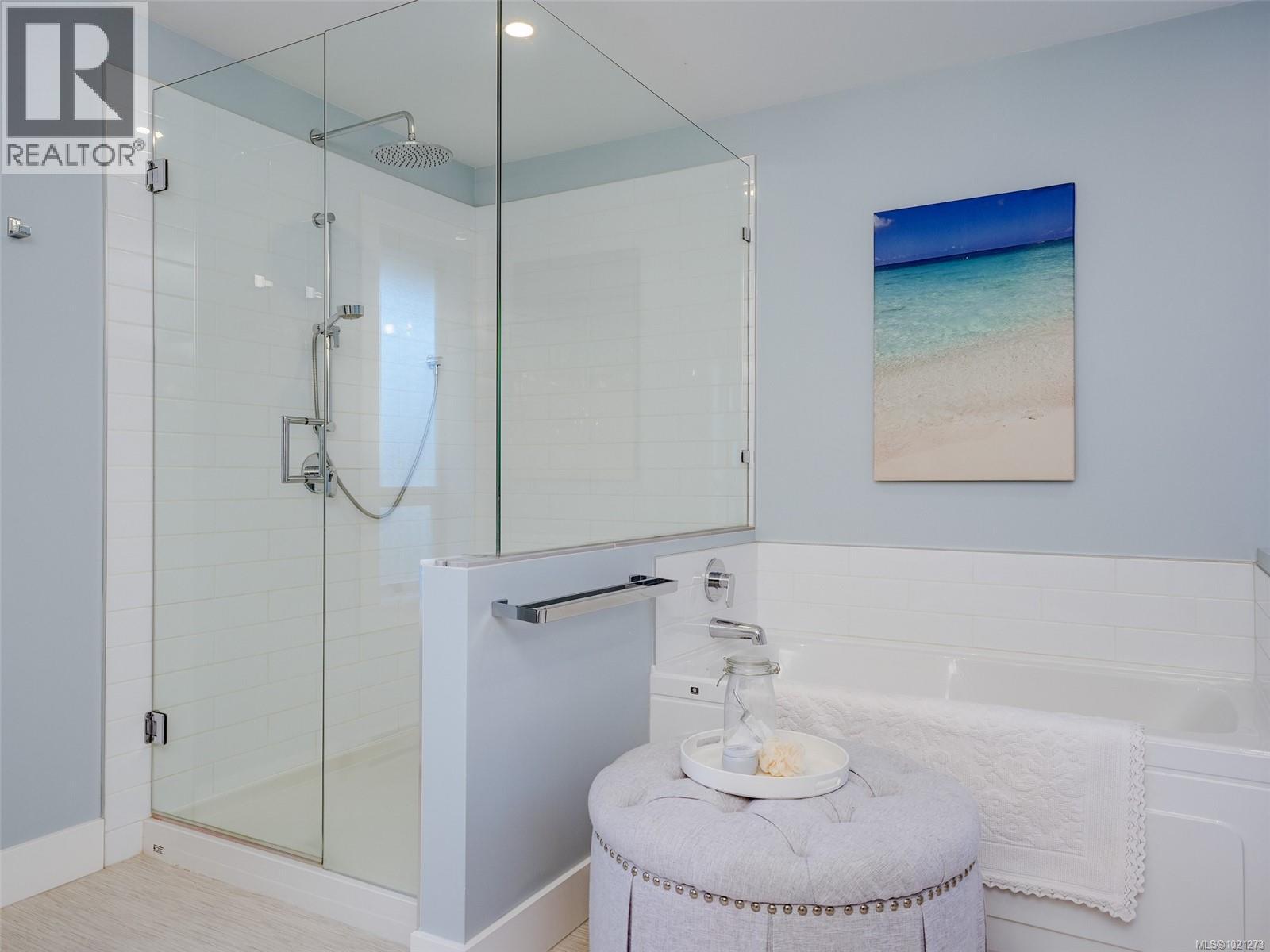  4179 Tuxedo Drive, Saanich