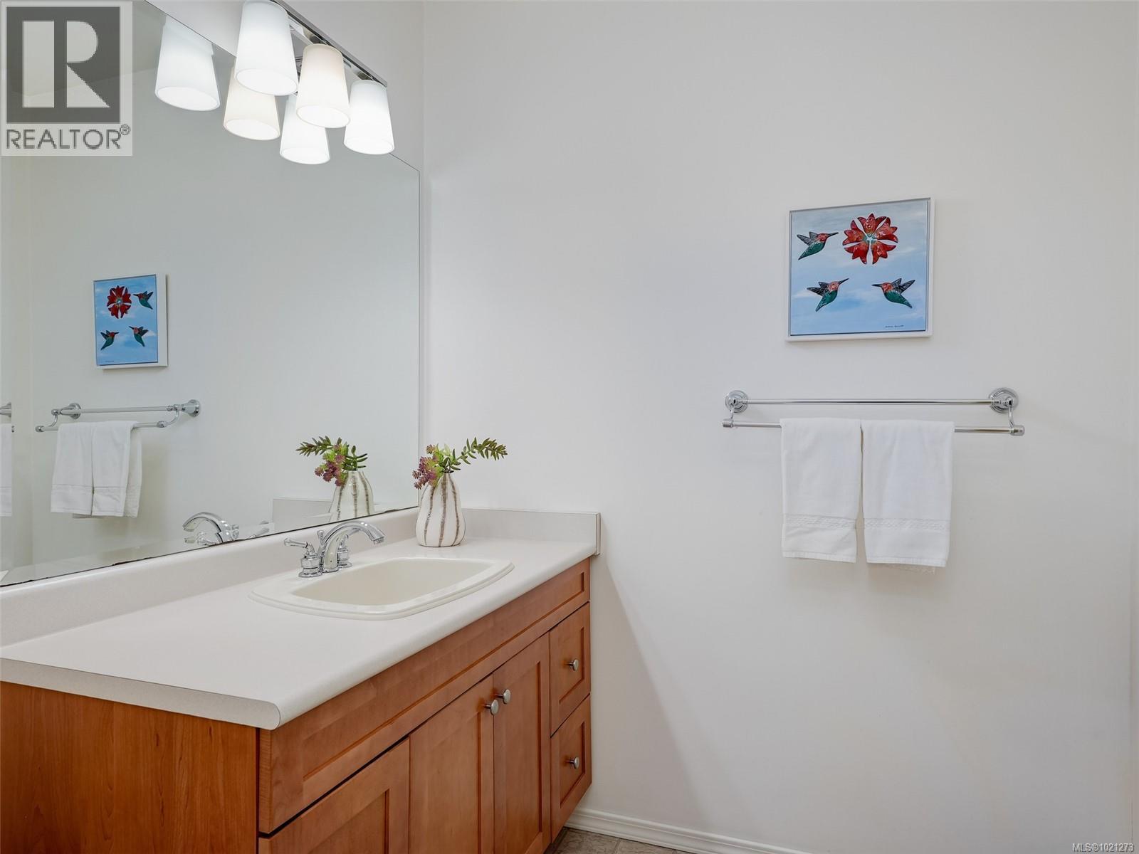  4179 Tuxedo Drive, Saanich