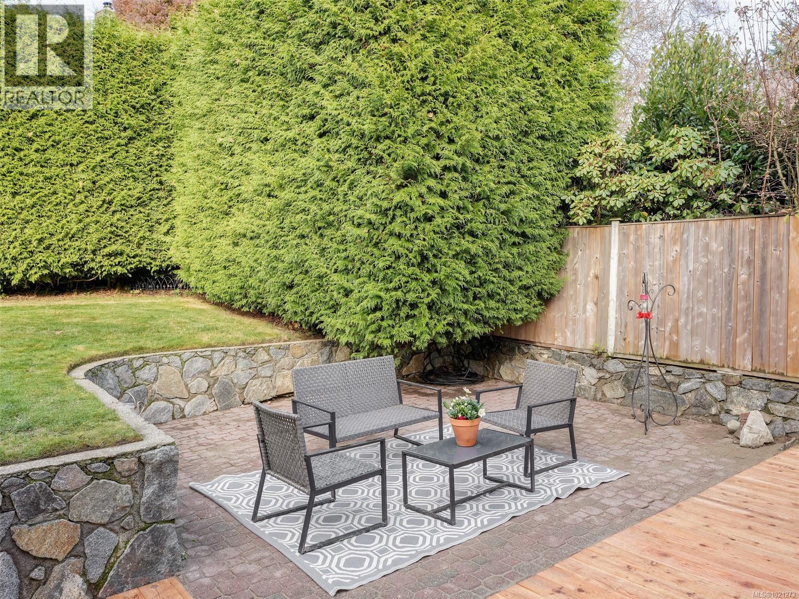  4179 Tuxedo Drive, Saanich