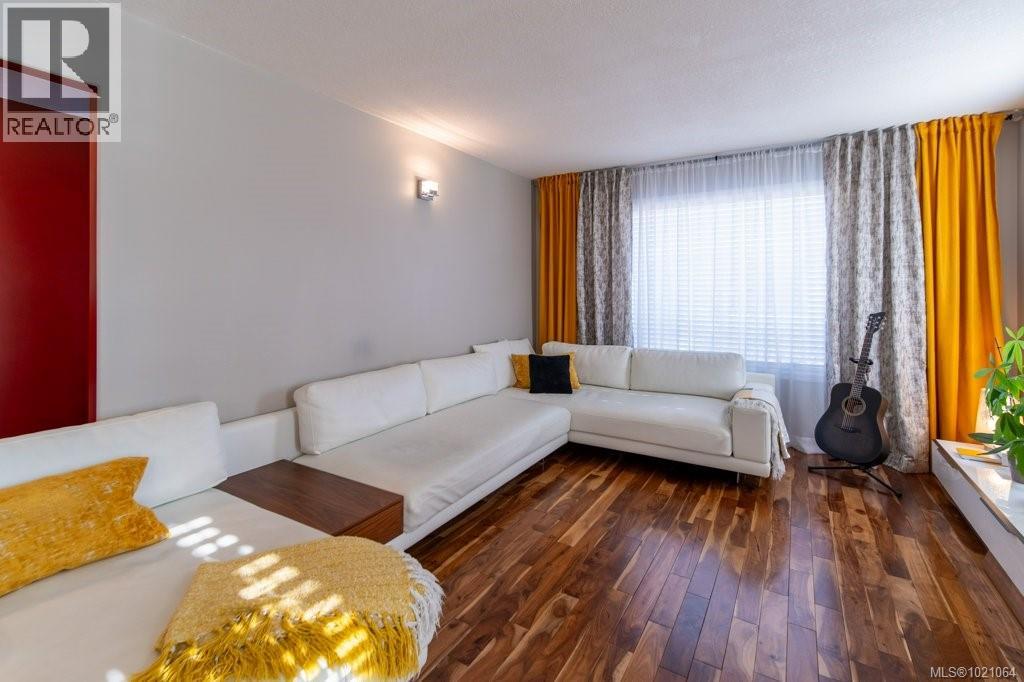 749 Marchmont Rd, Duncan