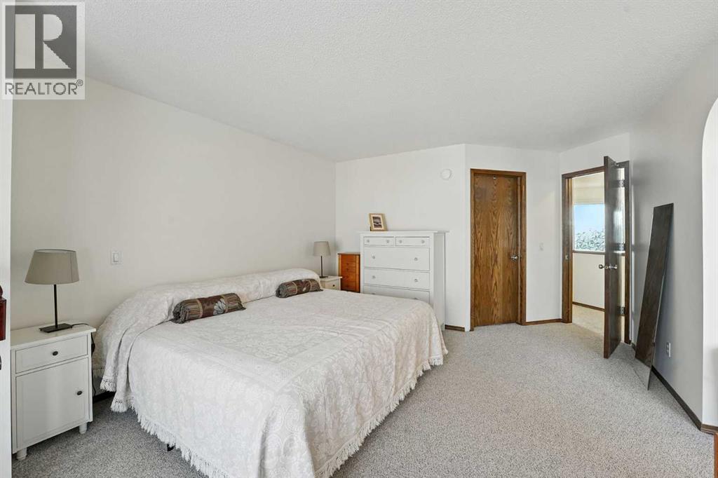 Single Family House for Sale in  Citadel Crest Green NW Citadel Calgary 