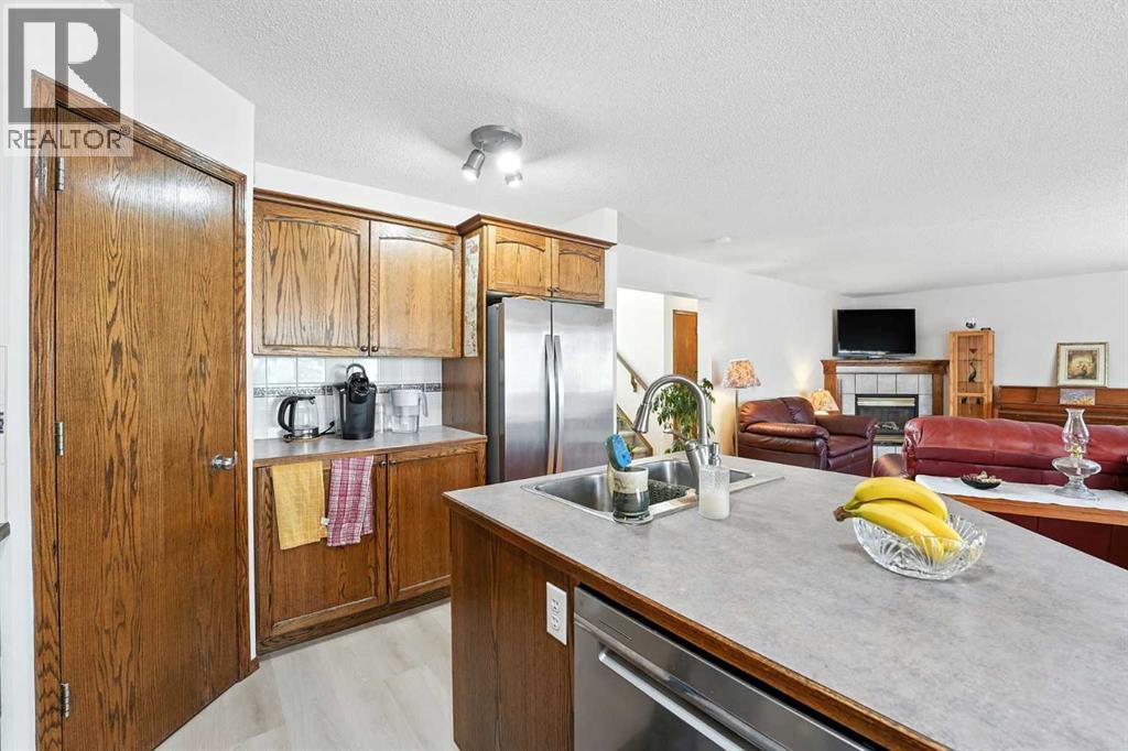 Single Family House for Sale in  Citadel Crest Green NW Citadel Calgary 