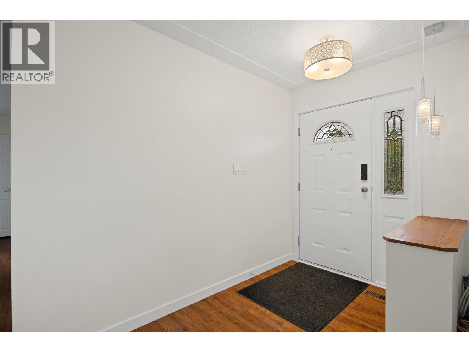 2150 Ponderosa Avenue, Kamloops