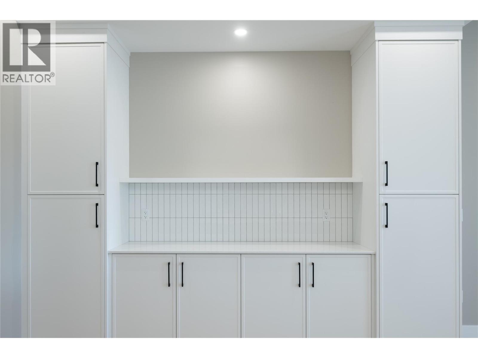 159 CHESTNUT Avenue, Kamloops