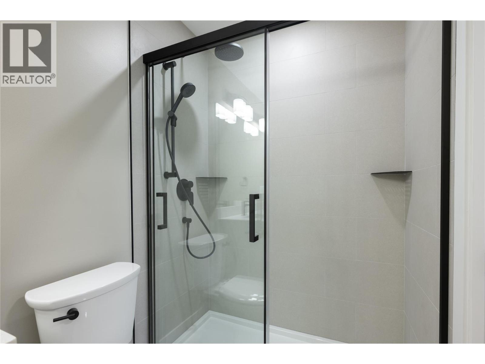 159 CHESTNUT Avenue, Kamloops