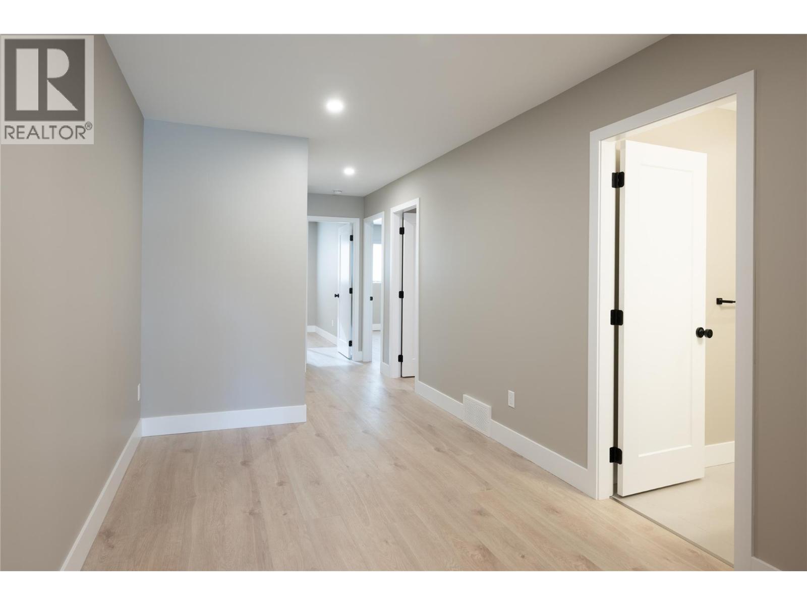 159 CHESTNUT Avenue, Kamloops