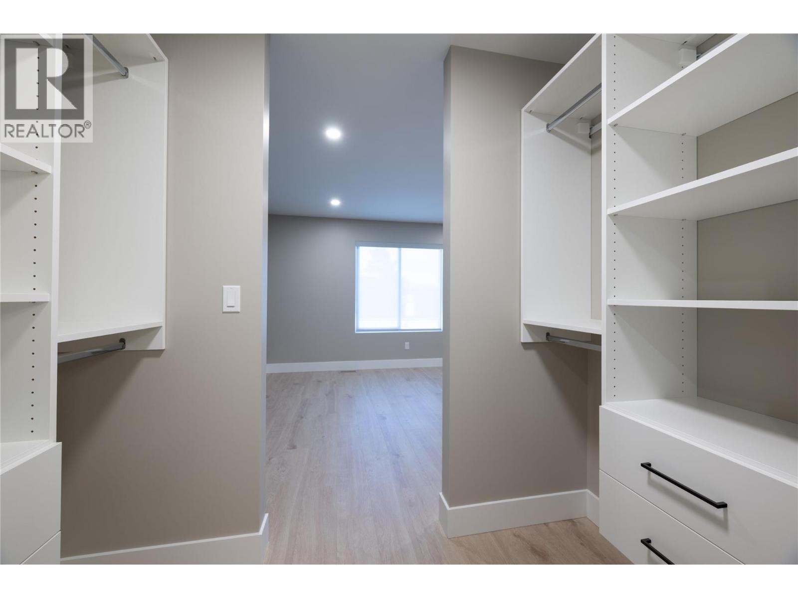 159 CHESTNUT Avenue, Kamloops