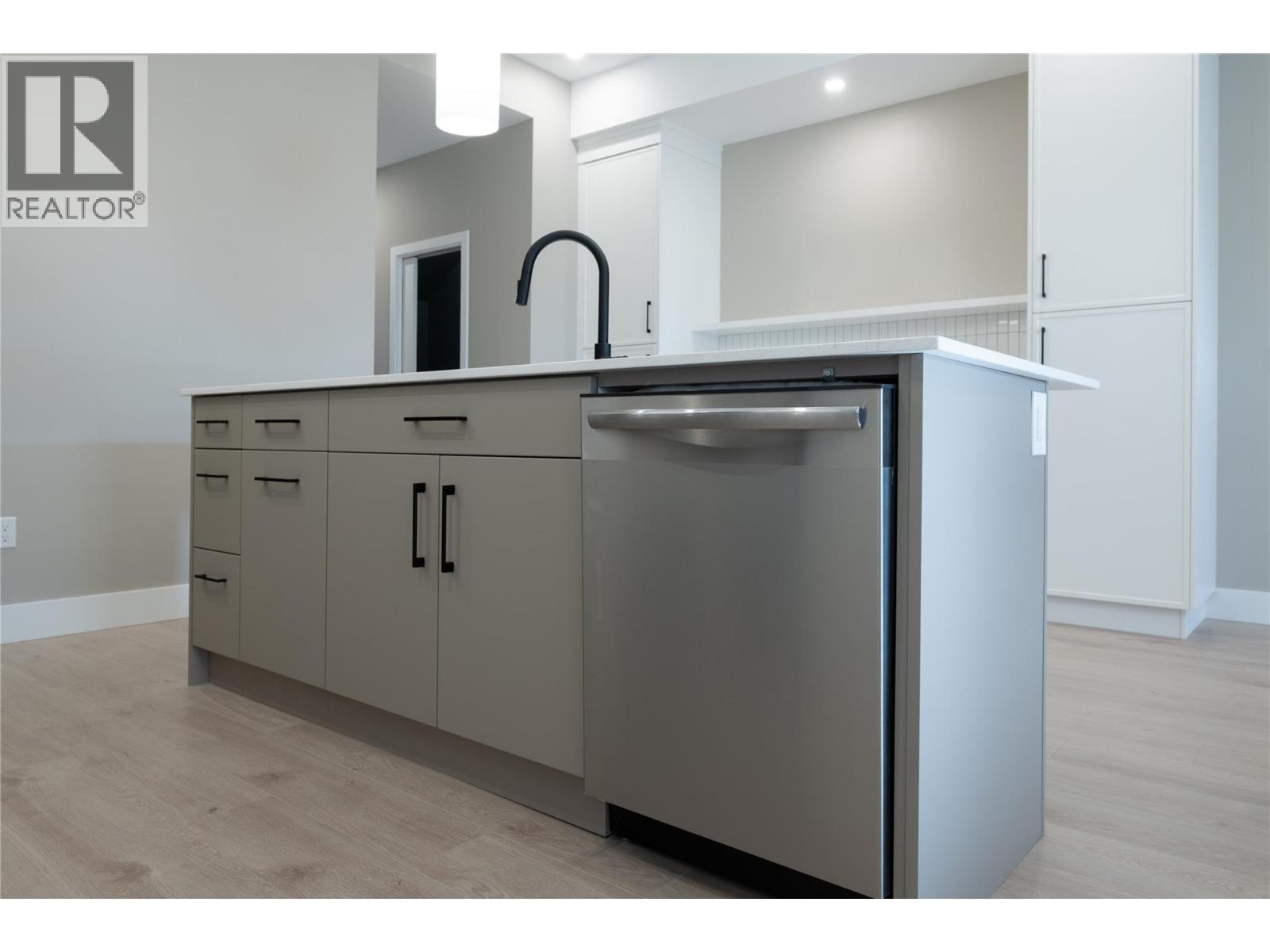 159 CHESTNUT Avenue - 9