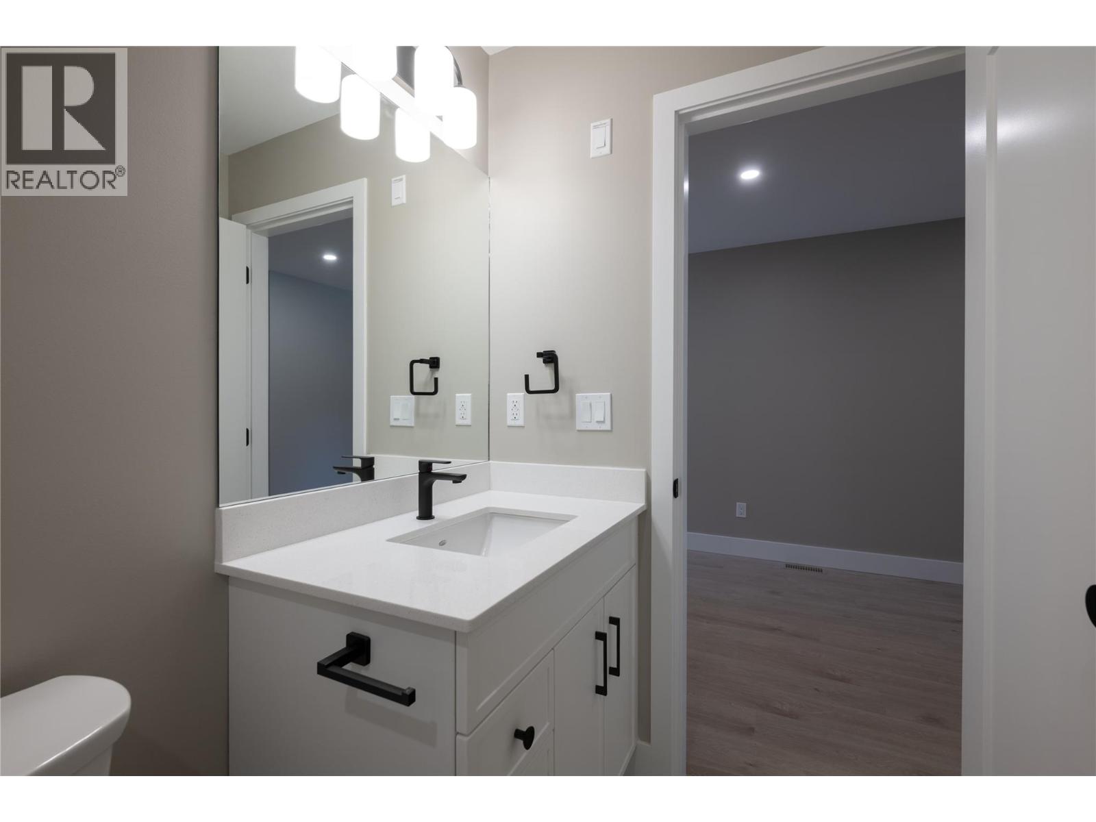 159 CHESTNUT Avenue, Kamloops