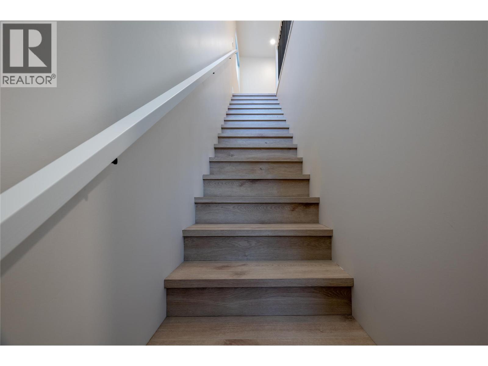 165 CHESTNUT Avenue, Kamloops