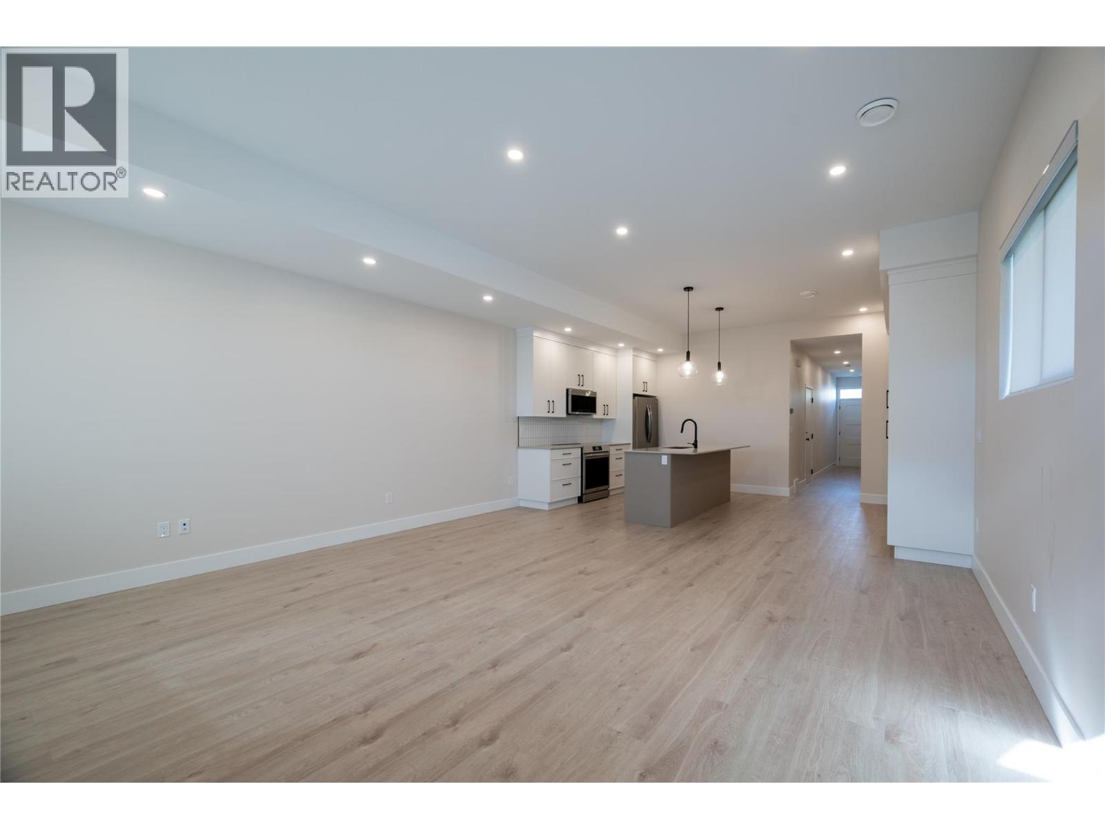 165 CHESTNUT Avenue, Kamloops