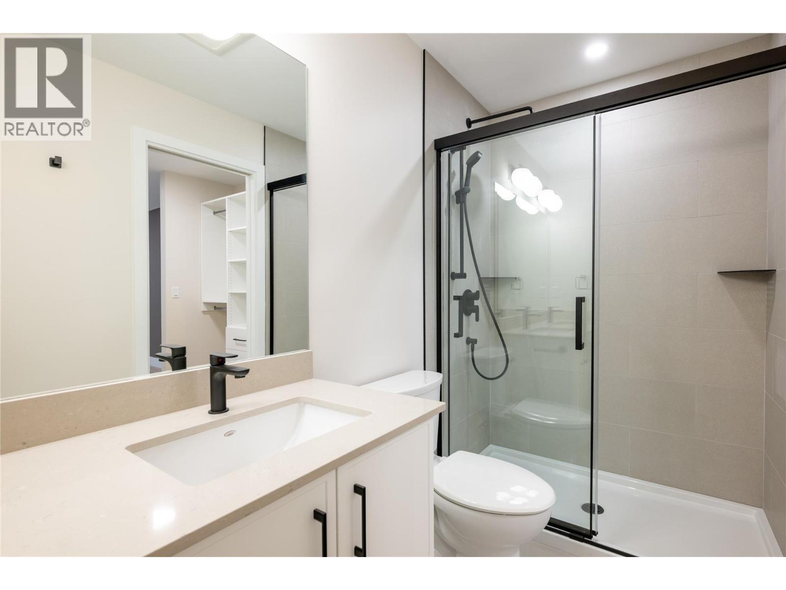 165 CHESTNUT Avenue, Kamloops