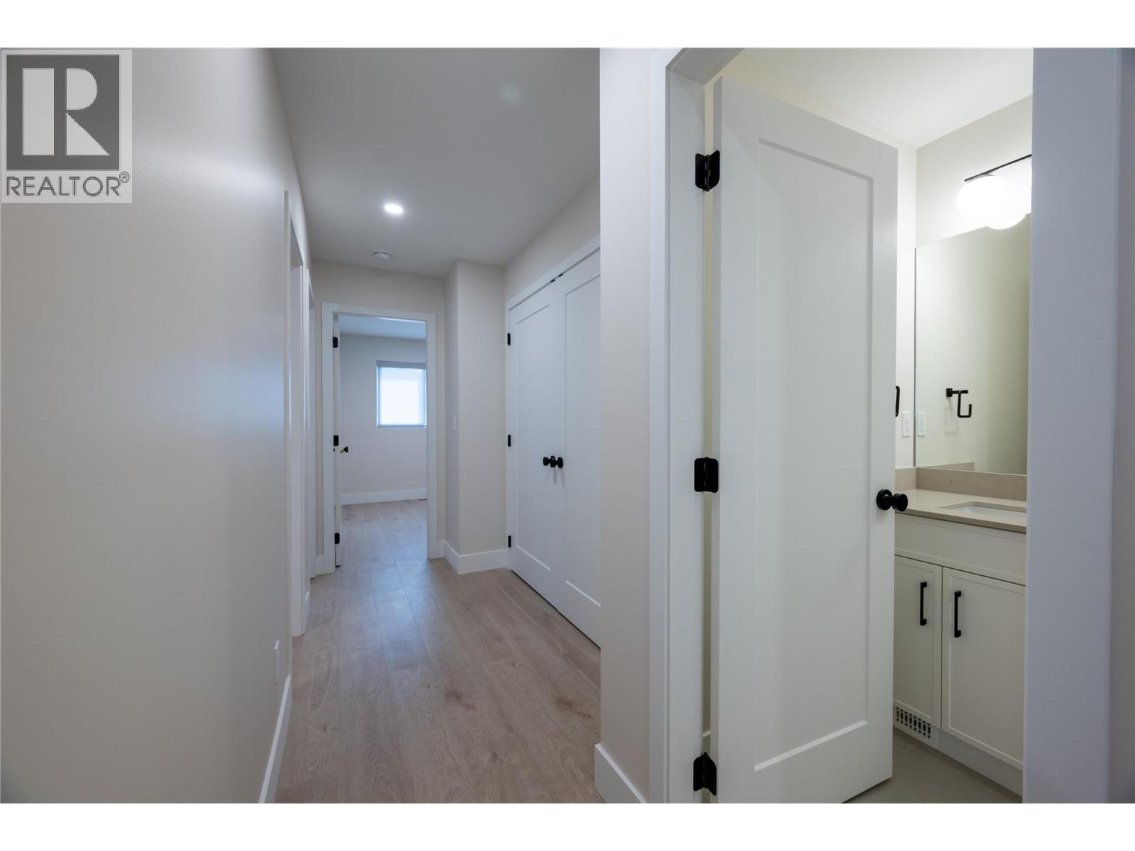 165 CHESTNUT Avenue - 24