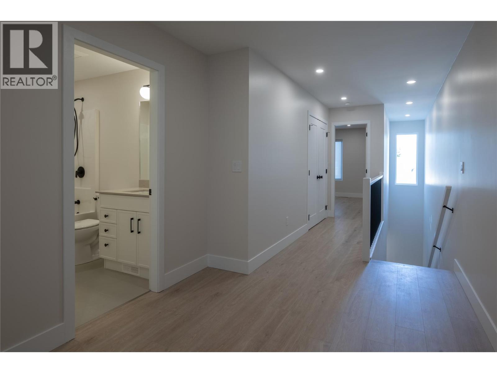 163 CHESTNUT Avenue, Kamloops