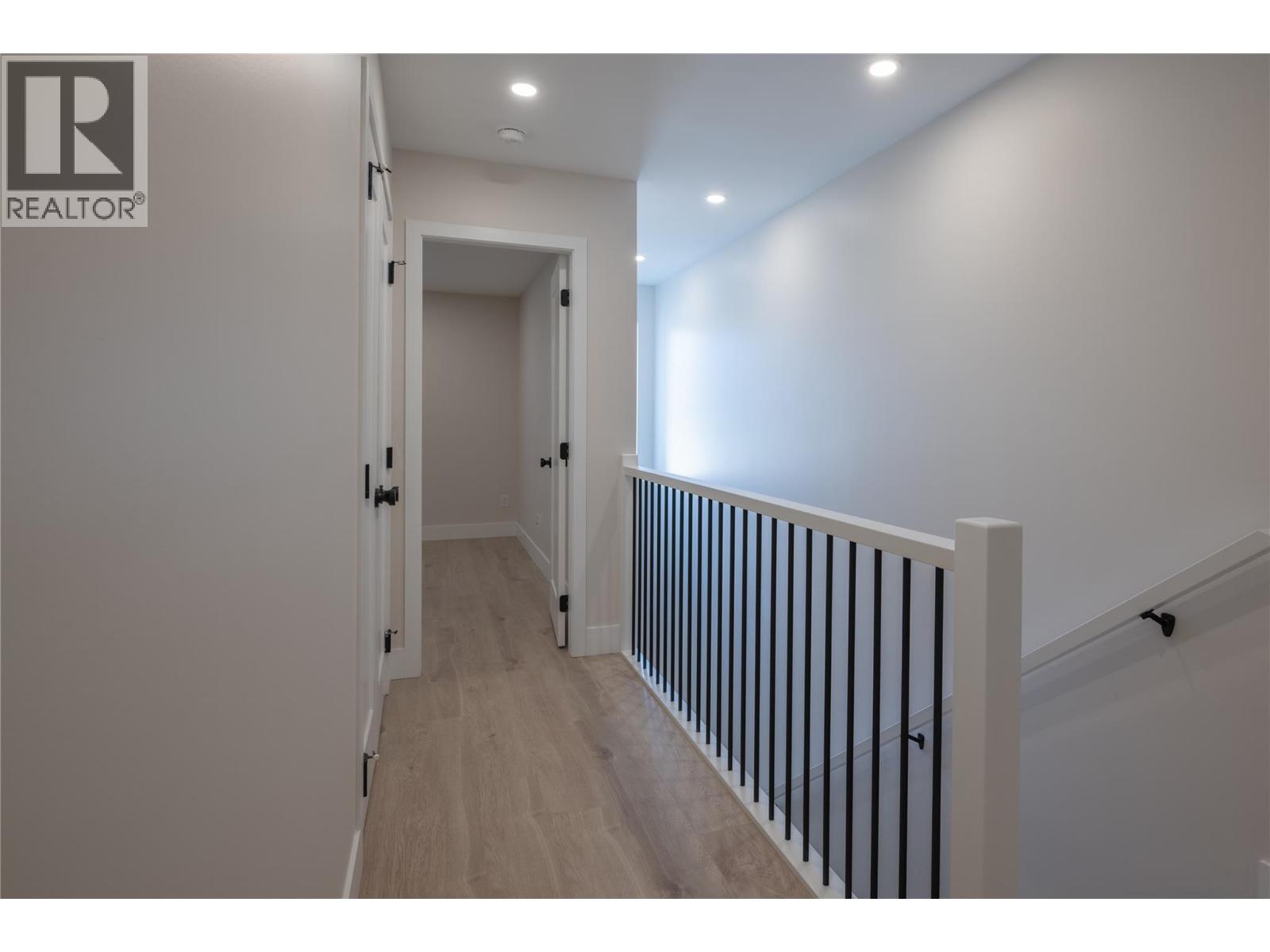 163 CHESTNUT Avenue, Kamloops