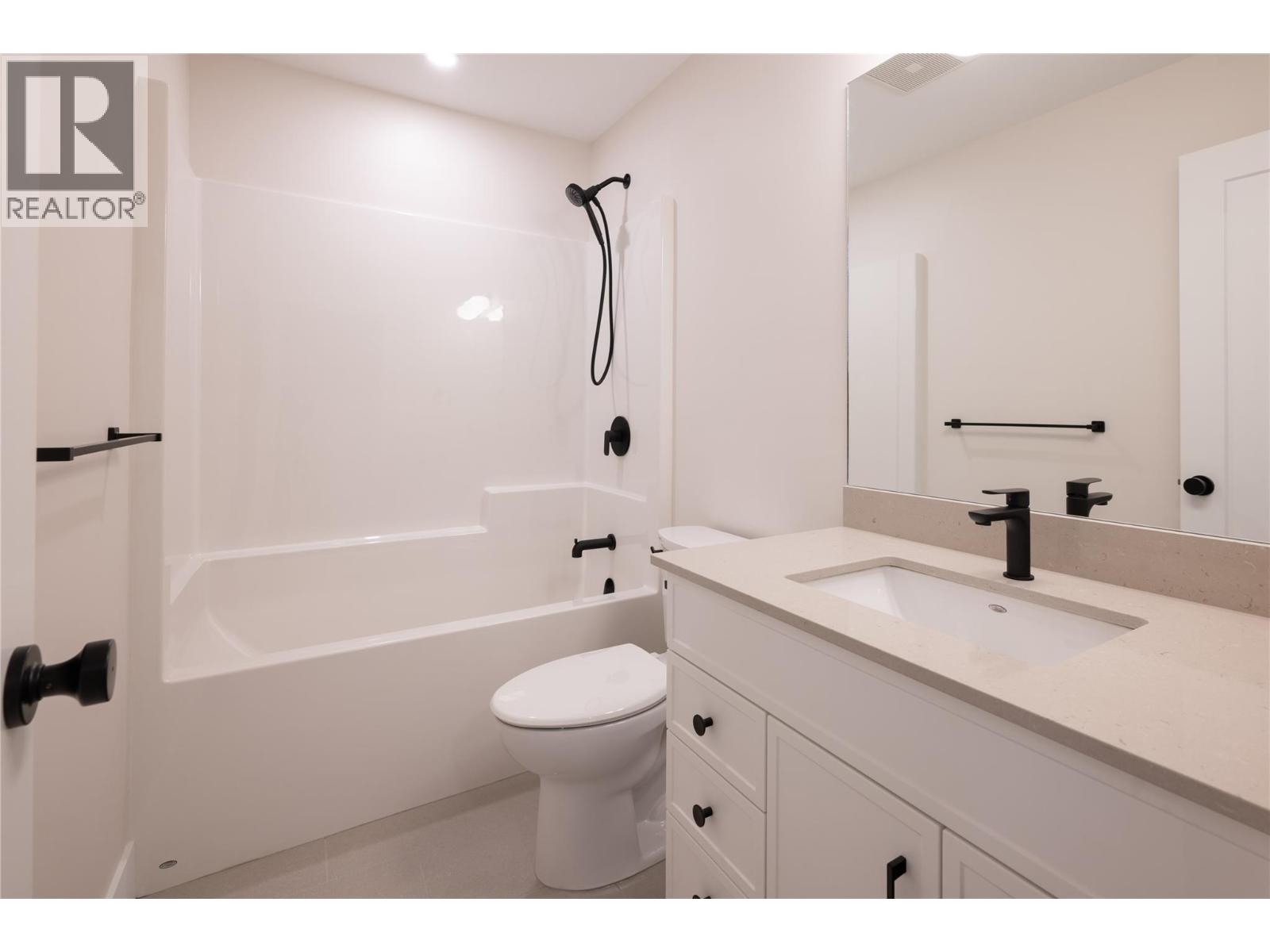 163 CHESTNUT Avenue, Kamloops