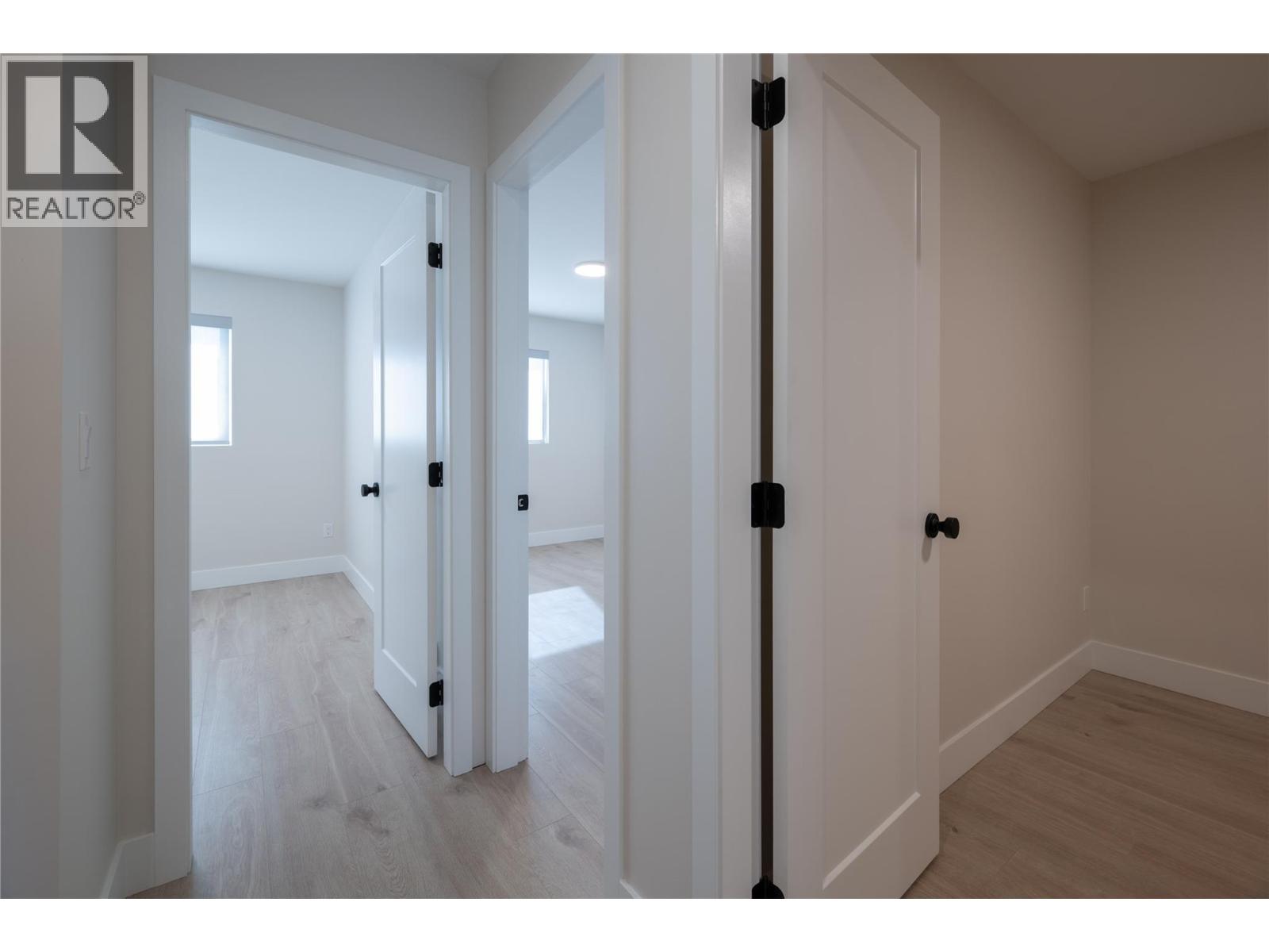 163 CHESTNUT Avenue, Kamloops