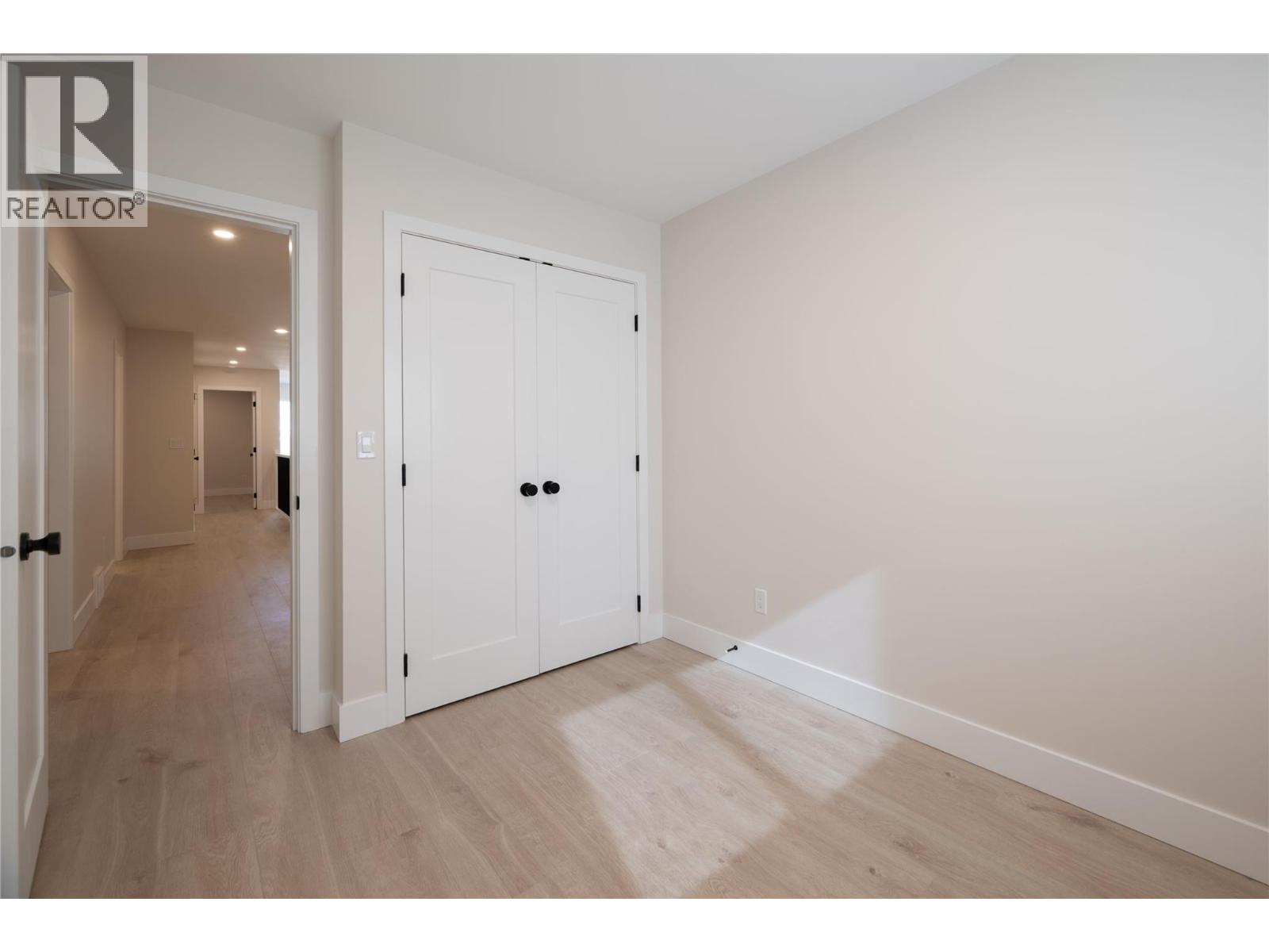 163 CHESTNUT Avenue, Kamloops