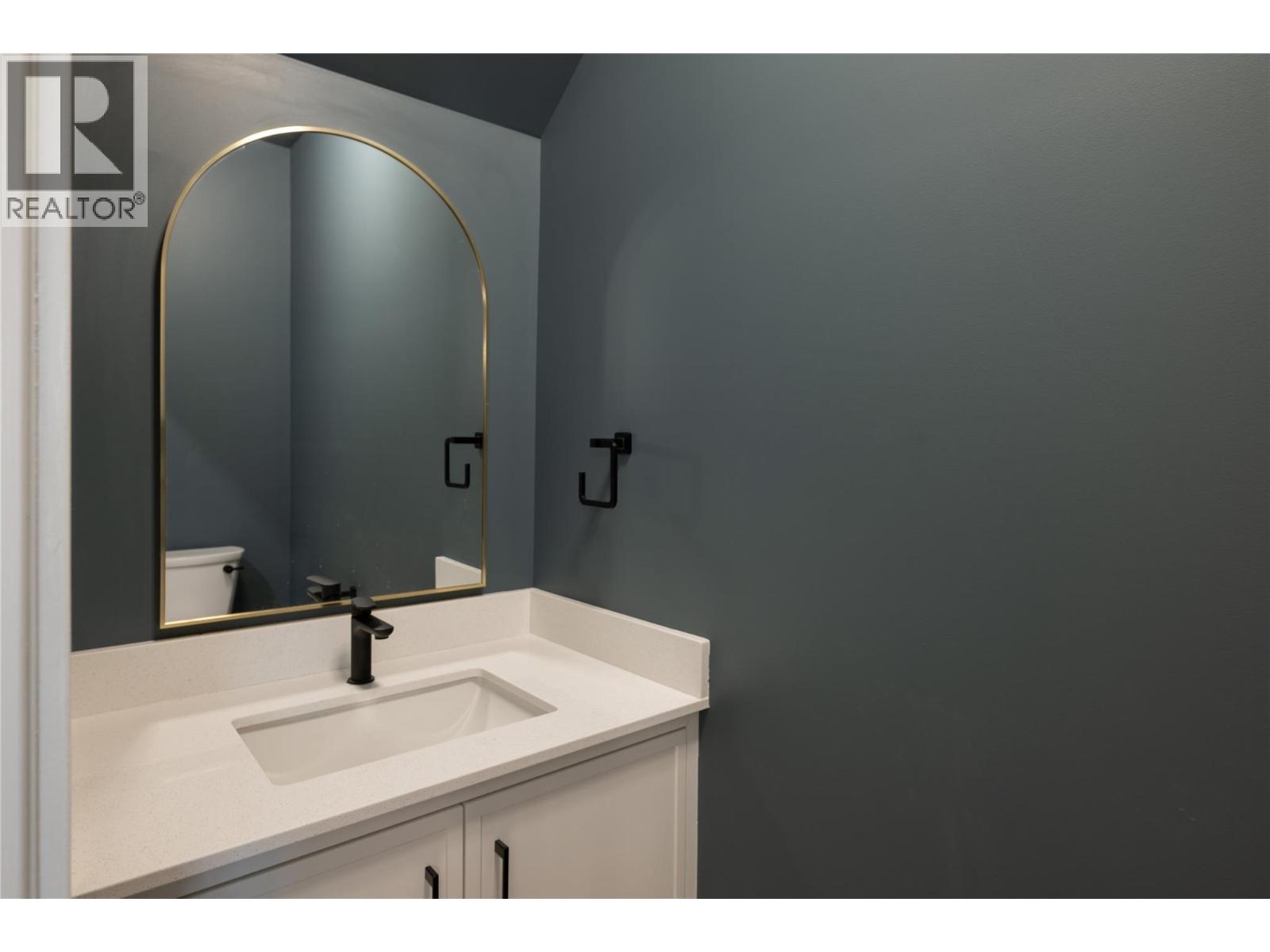 161 CHESTNUT Avenue, Kamloops