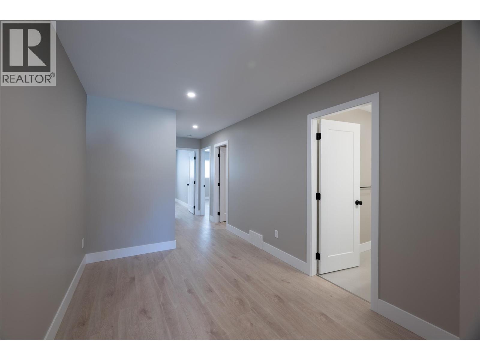 161 CHESTNUT Avenue, Kamloops